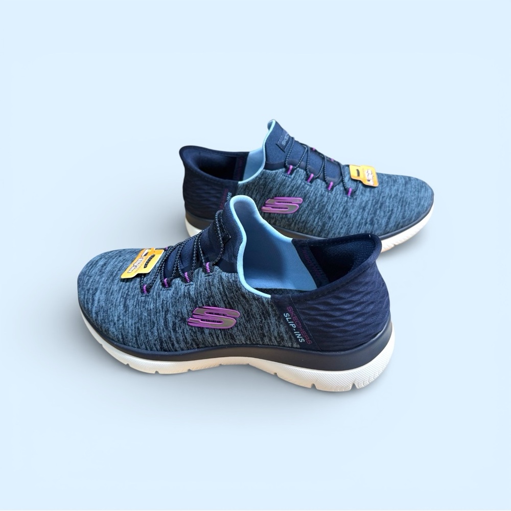 NWT Women’s Skechers Slip-ins: Summits- Dazzling Haze fashion sneakers. - Picture 5 of 5